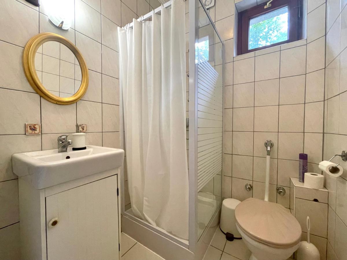 Luxi Romantik Apartments Budapest Exteriör bild